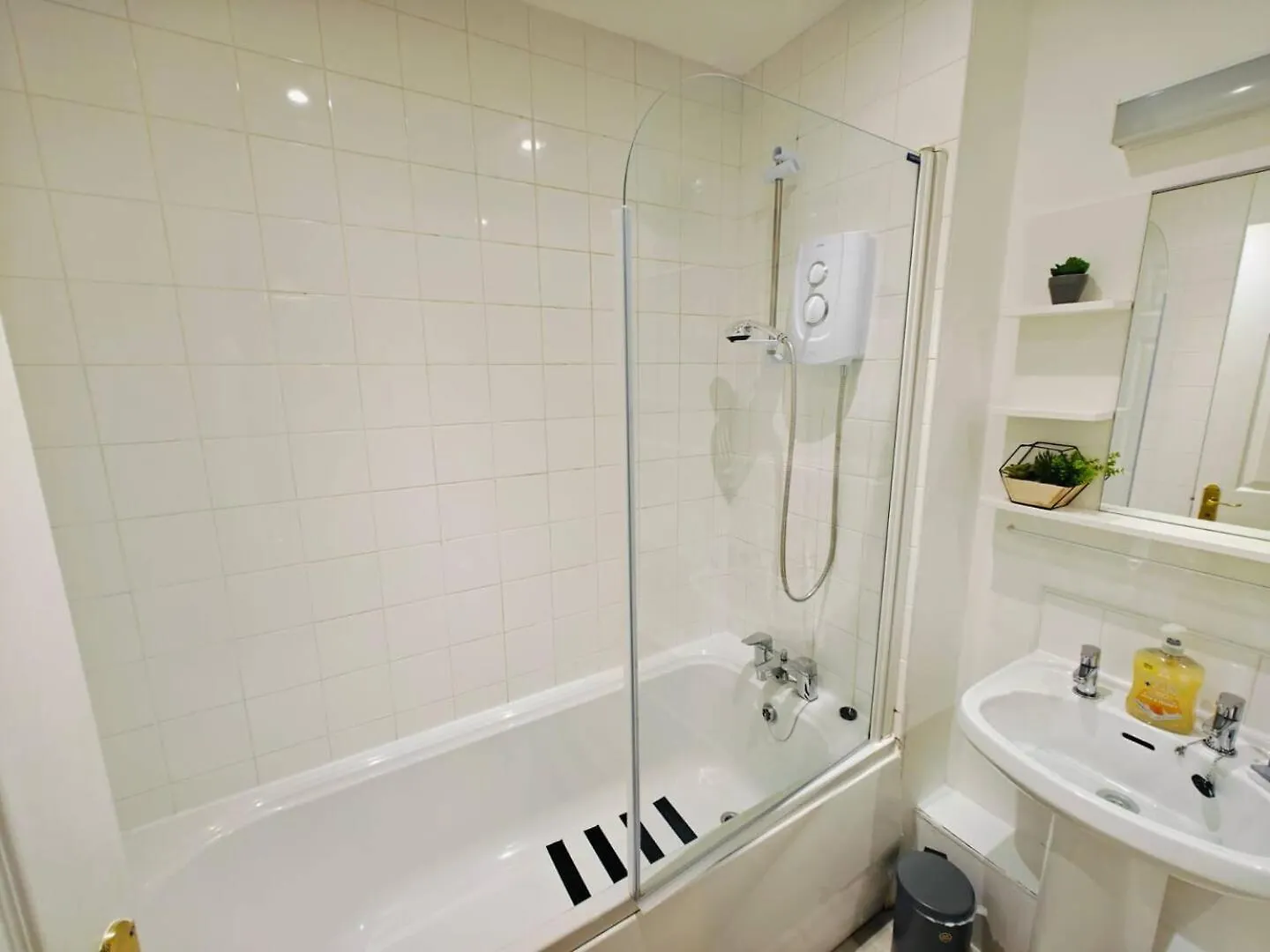 Вилла 4Br Modern Ormeau House Белфаст Великобритания