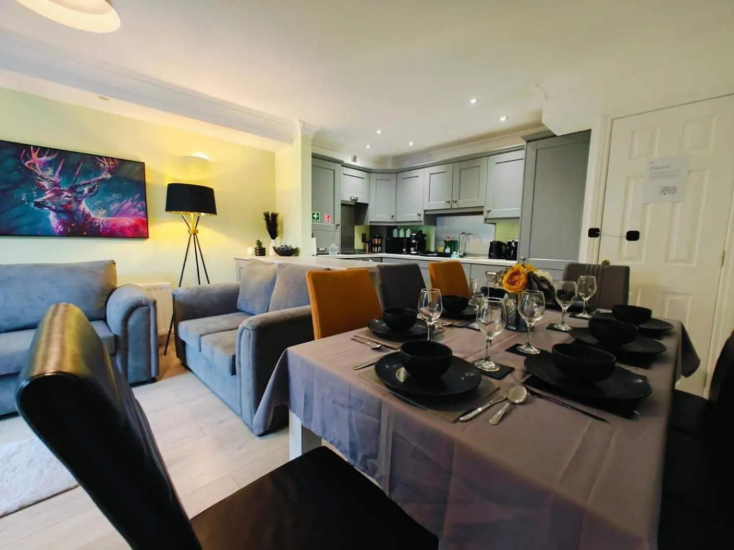 Вилла 4Br Modern Ormeau House Белфаст 0*,  Великобритания